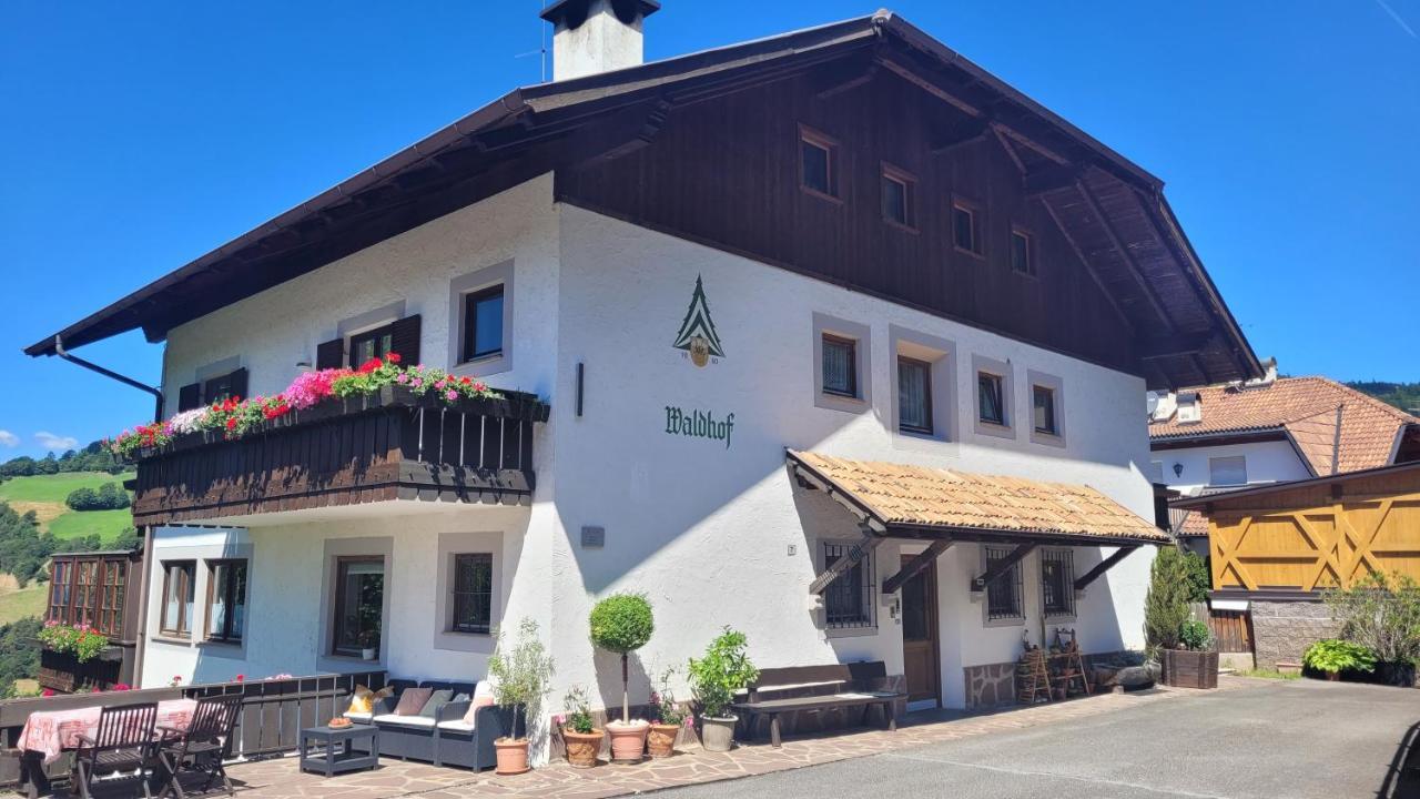 Waldhof Lägenhet Meltina Exteriör bild